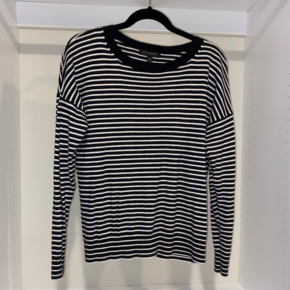 Banana Republic 🍌 light-weight Knit